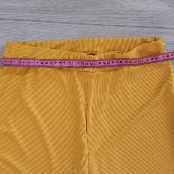 Plus Size Casual Solid Color Plus Size Pit Vest Jacket Pants Three-Piece Set - Picture 11 of 15